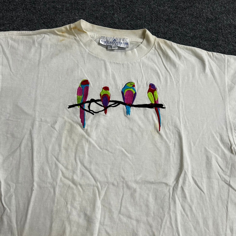 The La Costa Spa T-Shirt Mens Size L White Cotton Embroidered Parrot USA Vintage